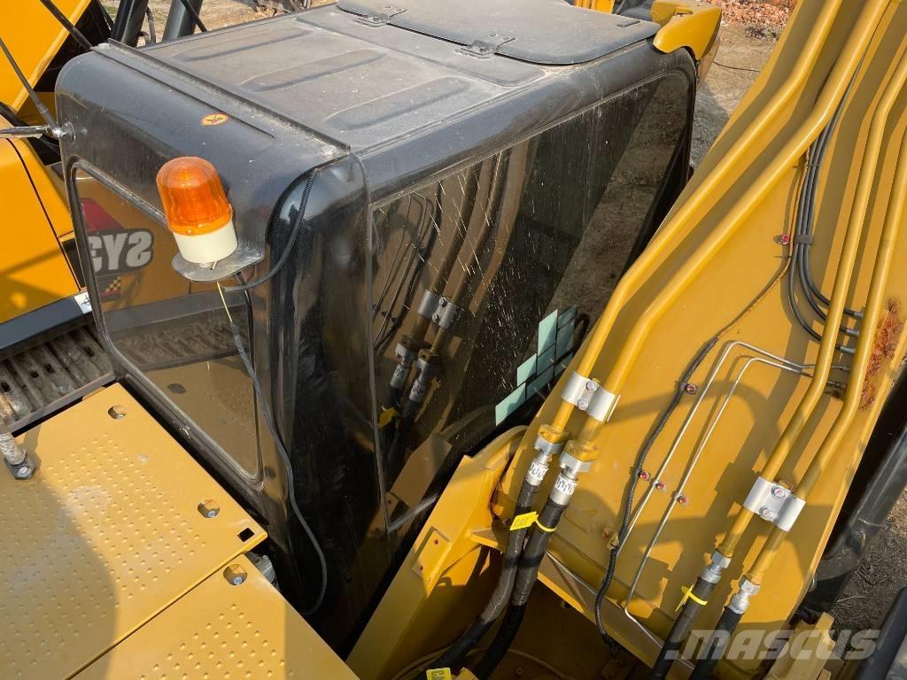 CAT 329 Roomikekskavaatorid