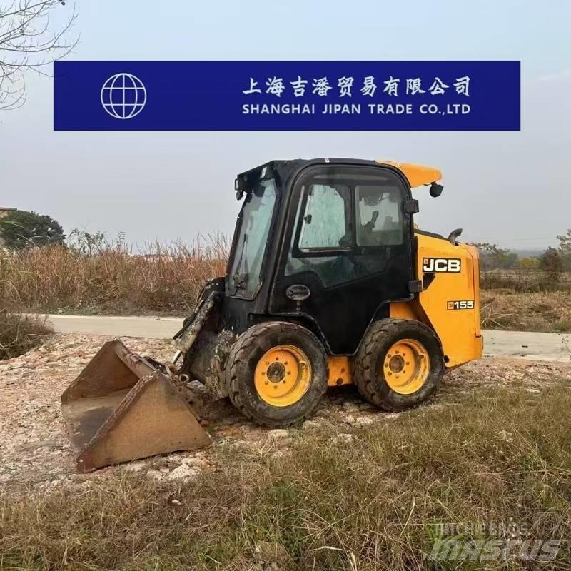 JCB 155 Kompaktlaadurid