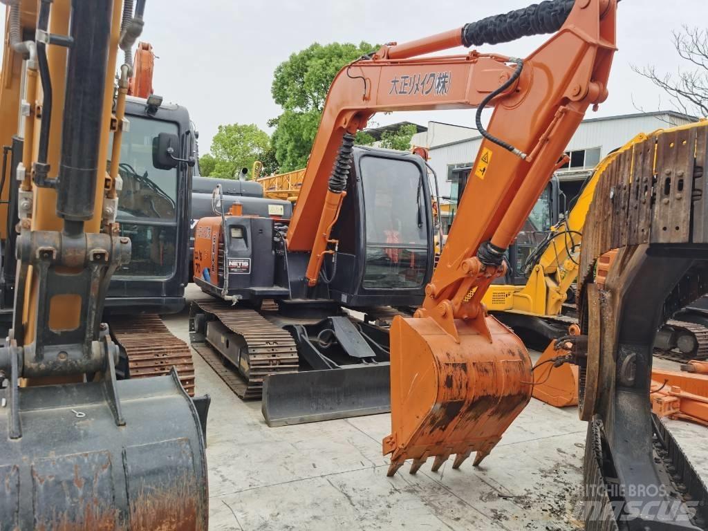 Hitachi ZX 70 Roomikekskavaatorid