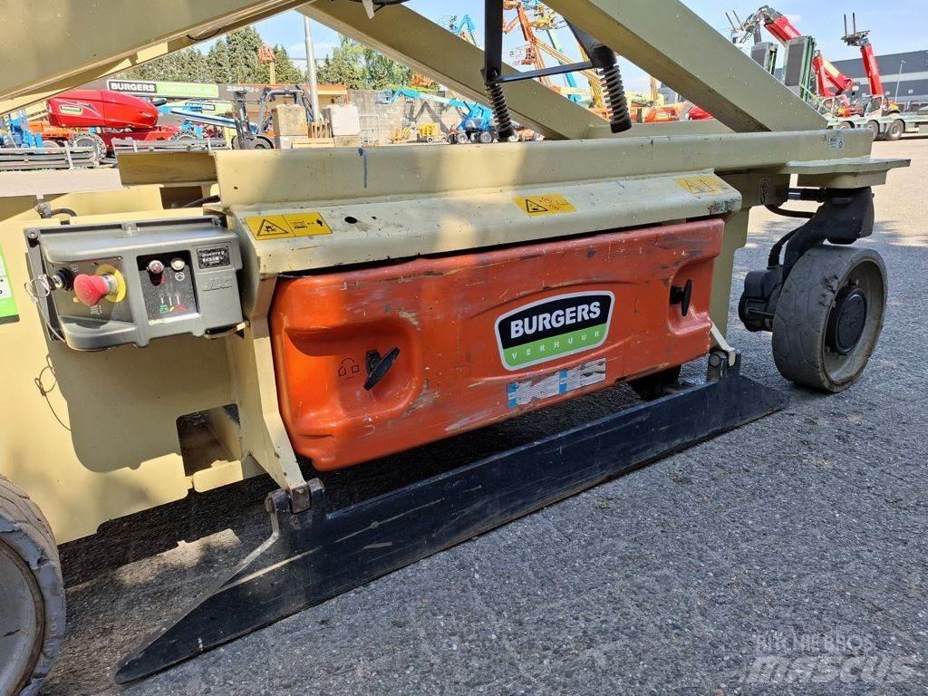 JLG 3246ES Käärtõstukid