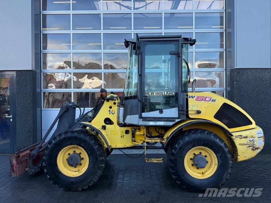 New Holland W60B Rataslaadurid