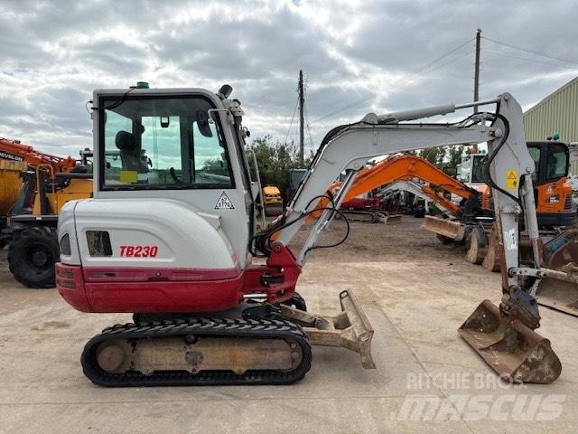 Takeuchi TB 230 Miniekskavaatorid < 7 t