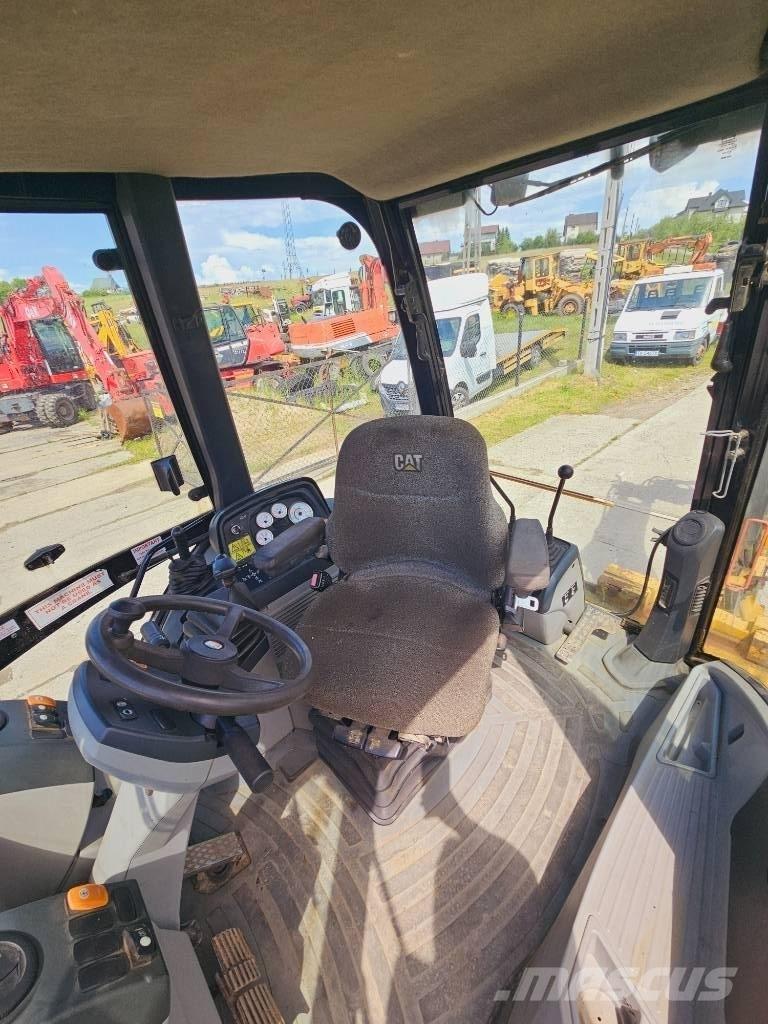 CAT 428 E Ekskavaatorlaadurid