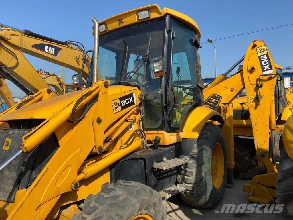 JCB 3 CX Ekskavaatorlaadurid