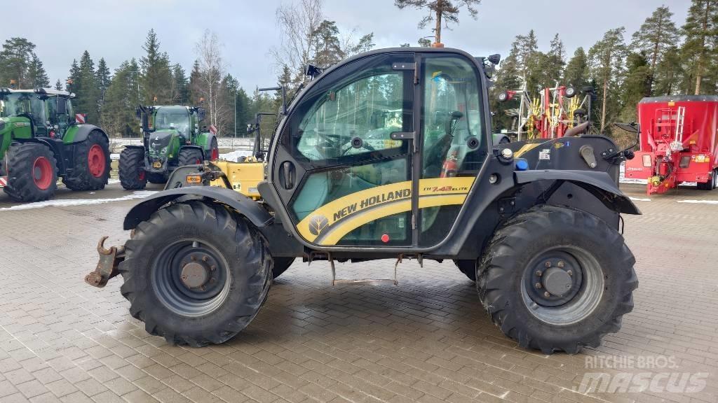 New Holland TH 7.42 Teleskooplaadurid