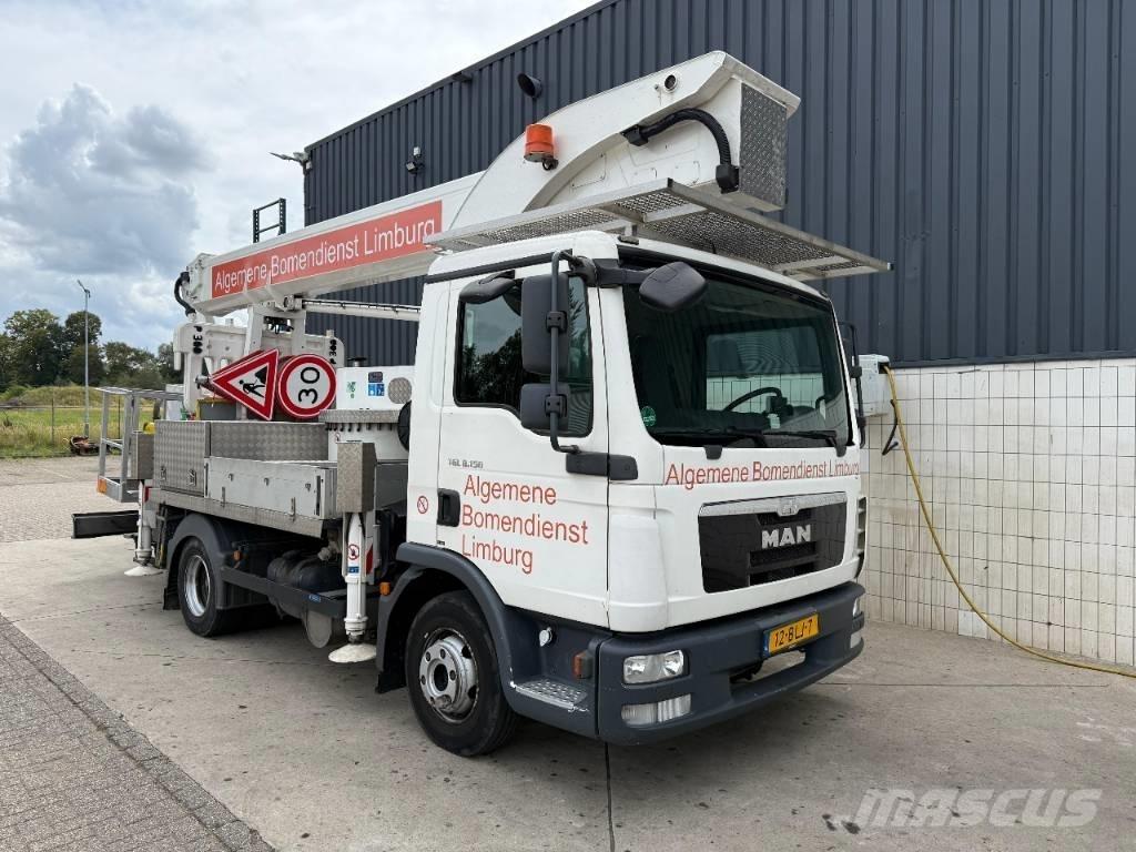 Palfinger P 300 KS Auto korvtõstukid