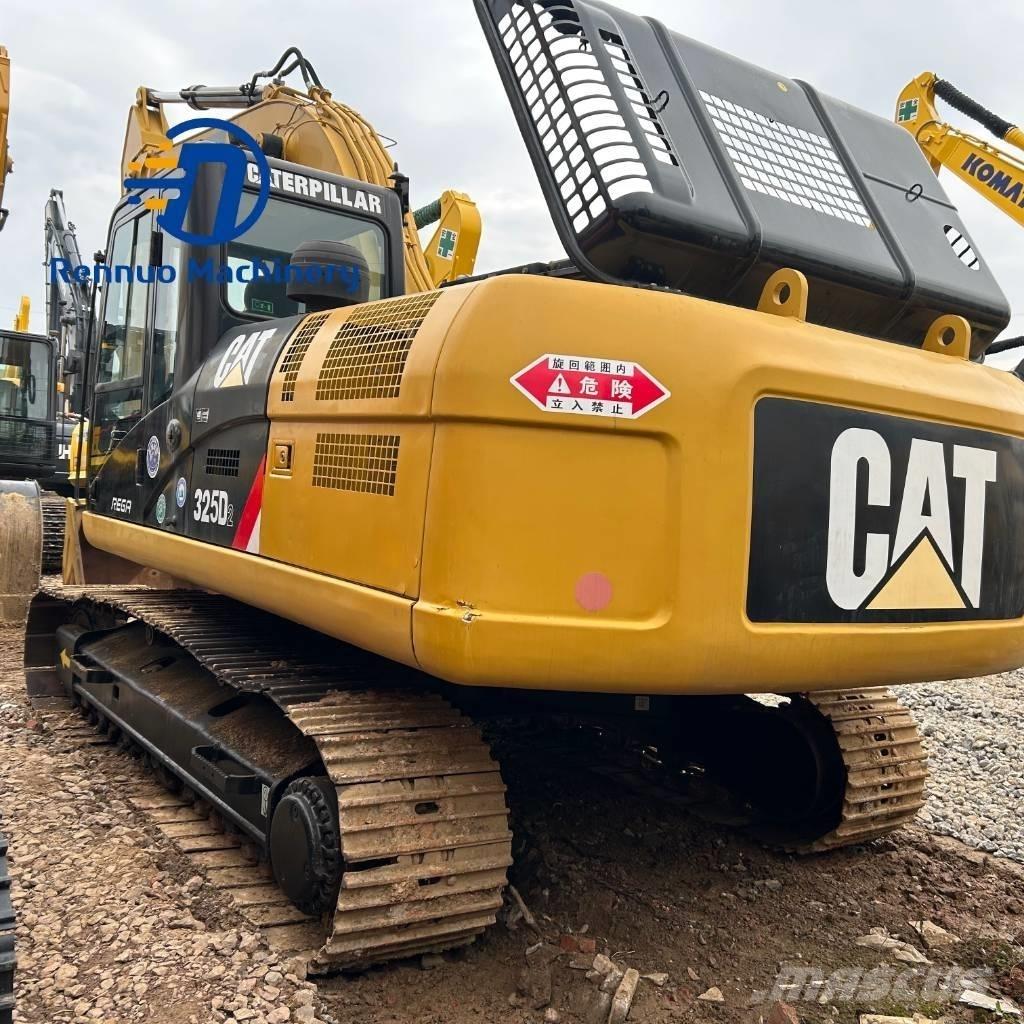 CAT 325D2 Roomikekskavaatorid