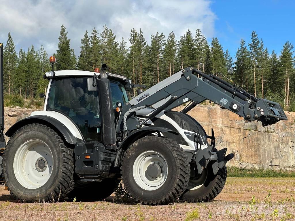 Valtra T 174 Traktorid