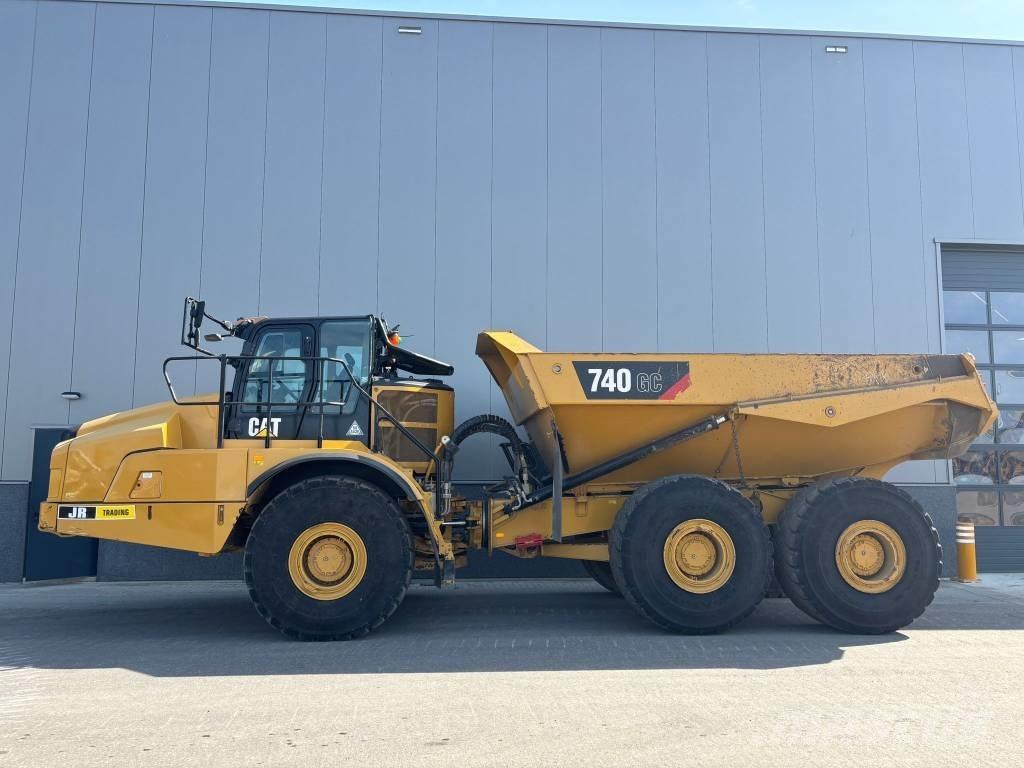 CAT 740 GC Liigendraamiga pinnaseveokid