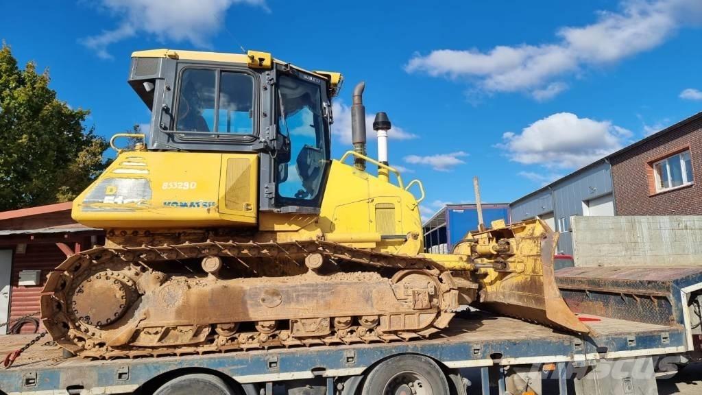 Komatsu D 51 EX-22 Buldooserid
