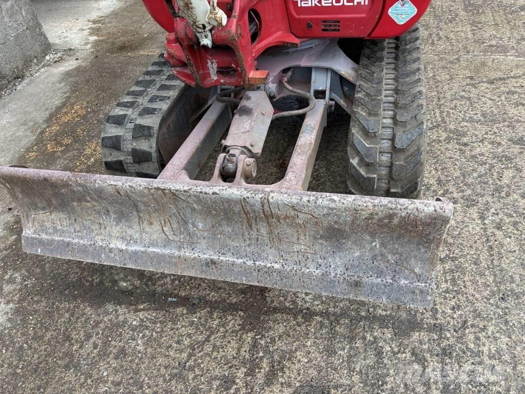 Takeuchi TB 230 Miniekskavaatorid < 7 t