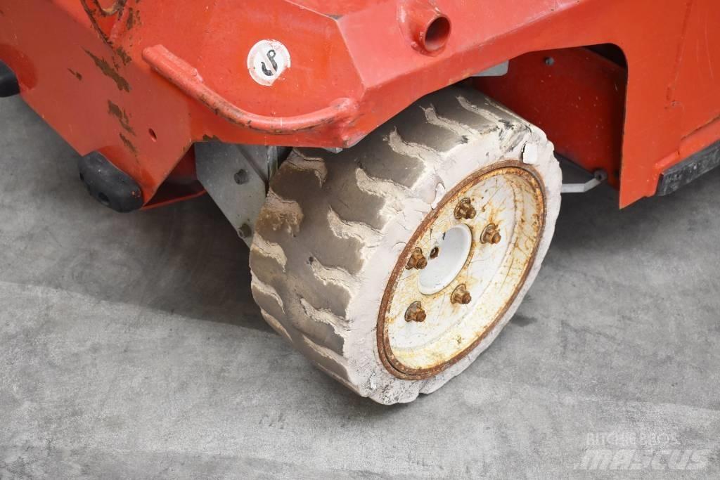 PB Lift S171-12E Käärtõstukid