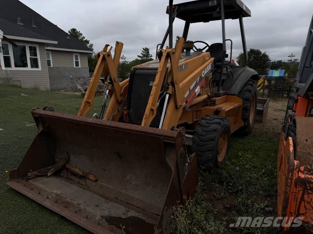 CASE 570 M XT Rataslaadurid