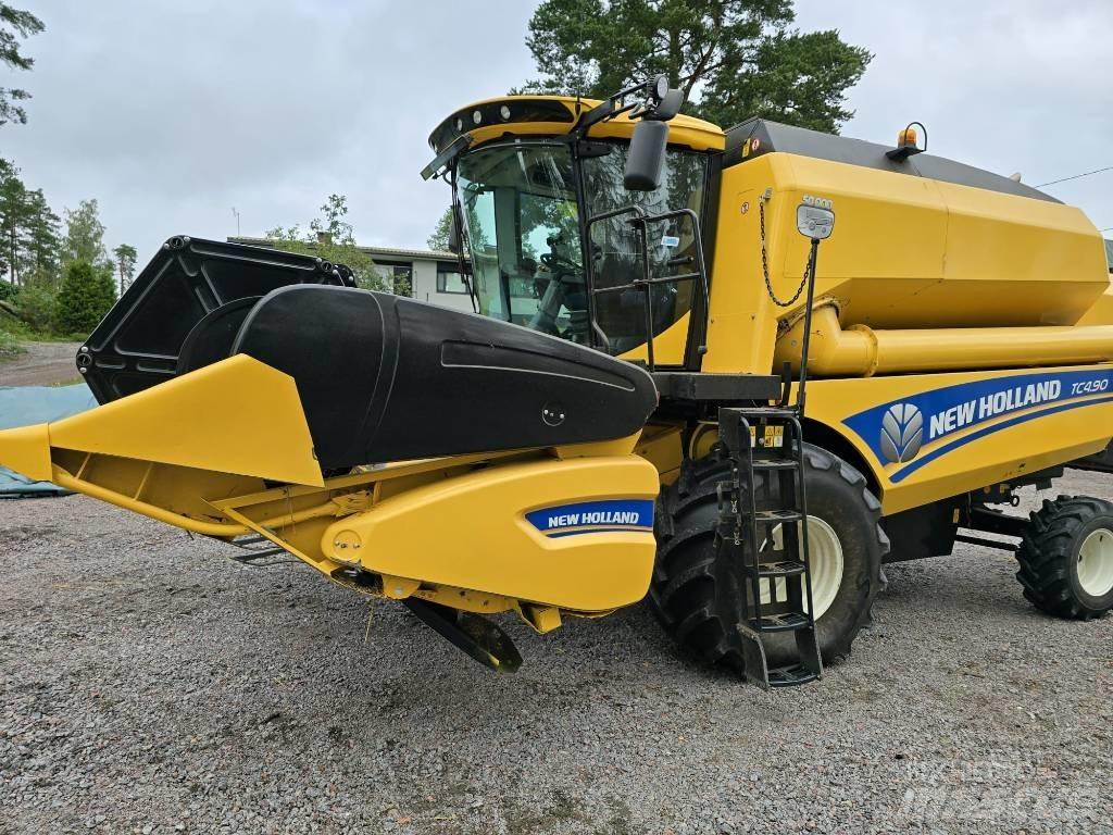 New Holland TC 4.90 Teraviljakombainid