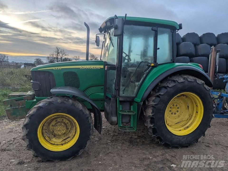 John Deere 6220 SE Traktorid