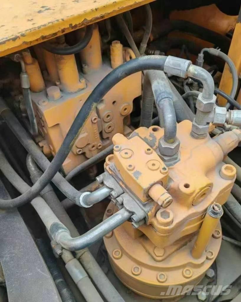 Sany SY 215 C Roomikekskavaatorid