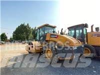 XCMG SX233JE Ühe trumliga rullid