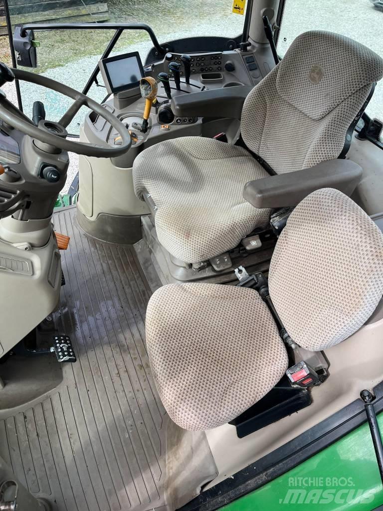John Deere 6120 R Traktorid