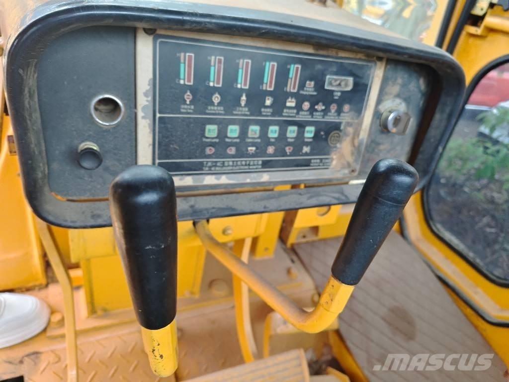 CAT D 7 G Buldooserid