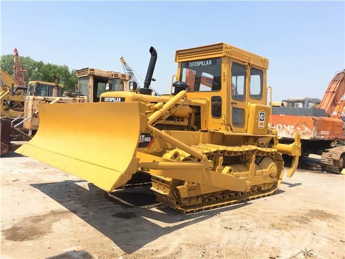 CAT D 6 D Buldooserid