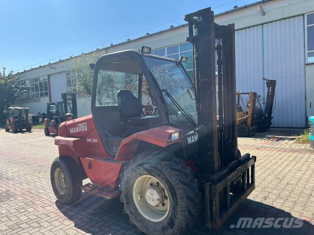 Manitou MC 30 V-4173 Maastikutõstukid
