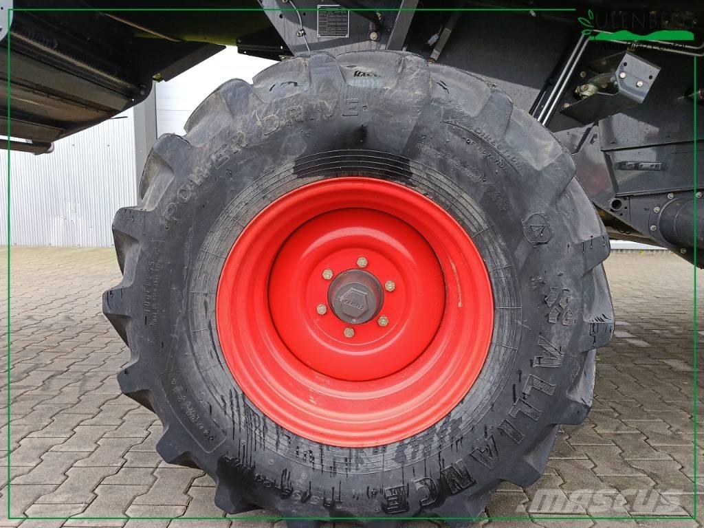 CLAAS Tucano 420 Teraviljakombainid