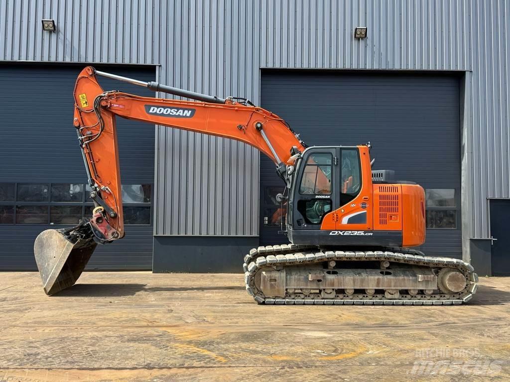 Doosan DX235LCR-5 Roomikekskavaatorid
