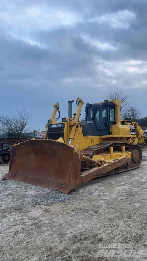 Komatsu D 155 AX-5 Buldooserid