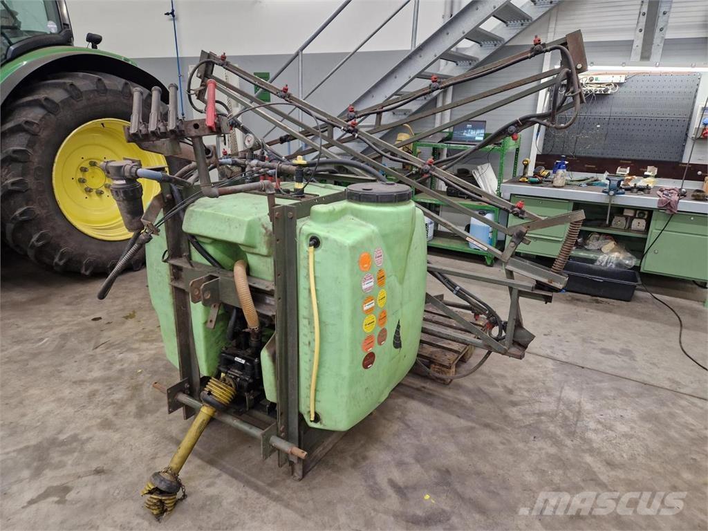 Tecnoma 800 Liter Haagispritsid