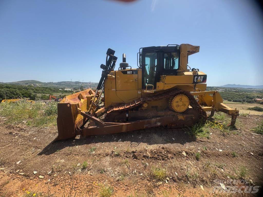 CAT D 6 T XL Buldooserid