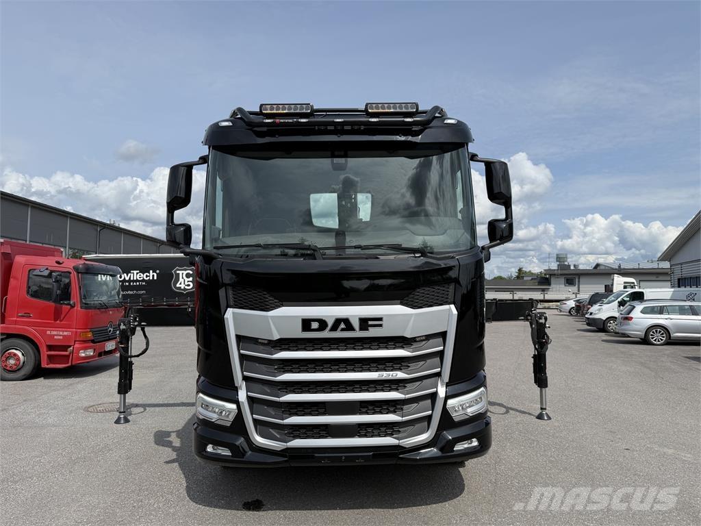 DAF XF 530 FAW 8X4 Kraanaga veokid
