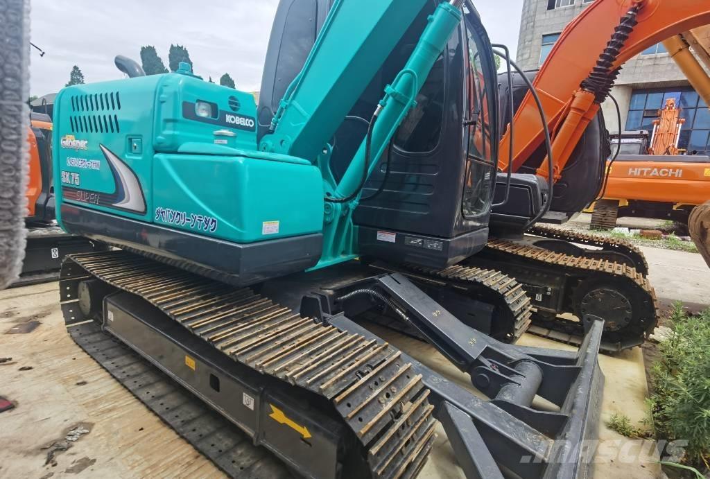 Kobelco SK 75 Väikeekskavaatorid 7t-12t