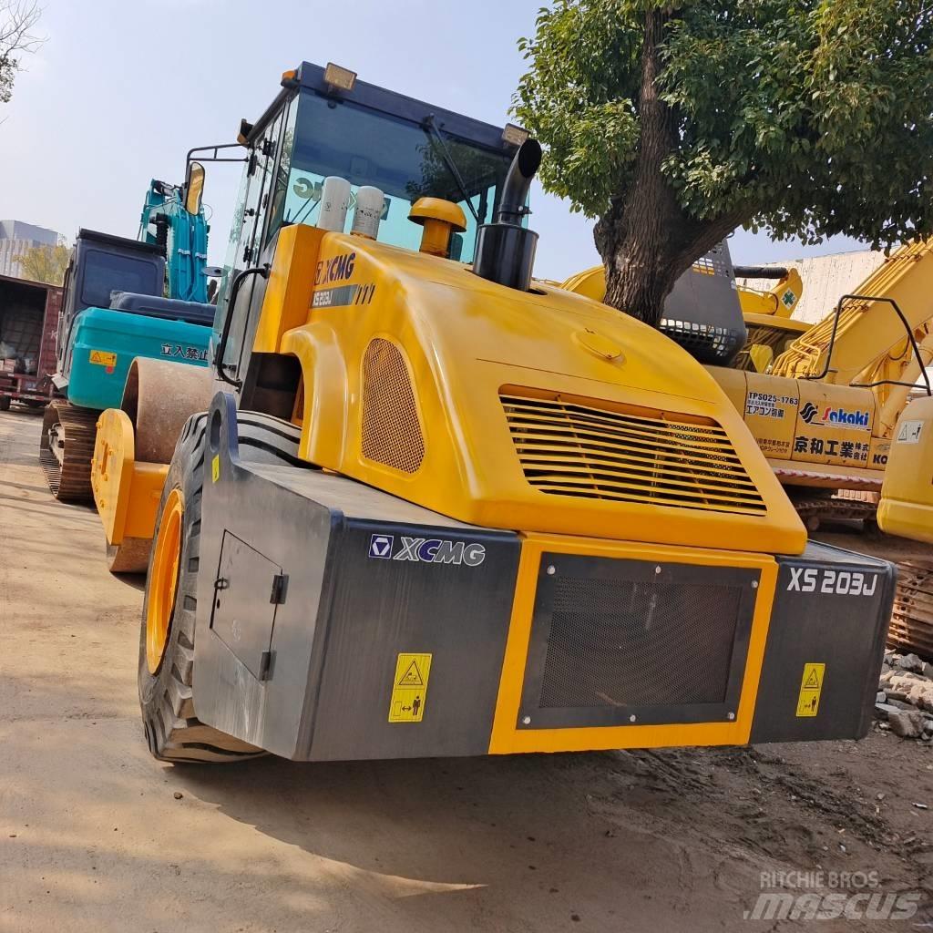 XCMG XS 202 J Ühe trumliga rullid