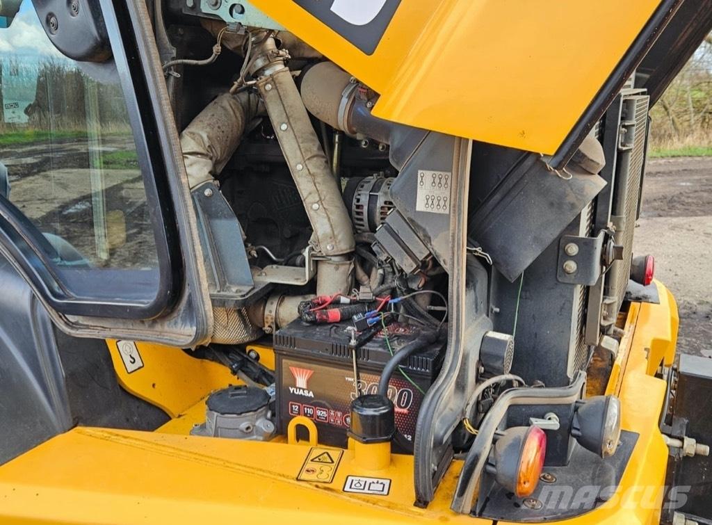 JCB TM 320 S Põllumajanduslikud teleskoopkäitlejad