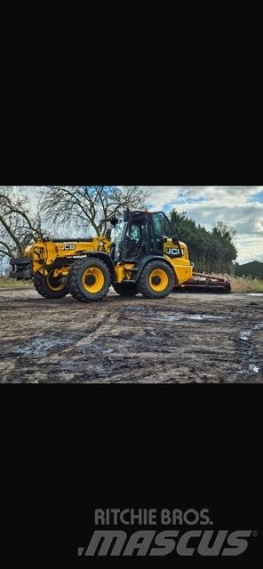 JCB TM 320 S Põllumajanduslikud teleskoopkäitlejad