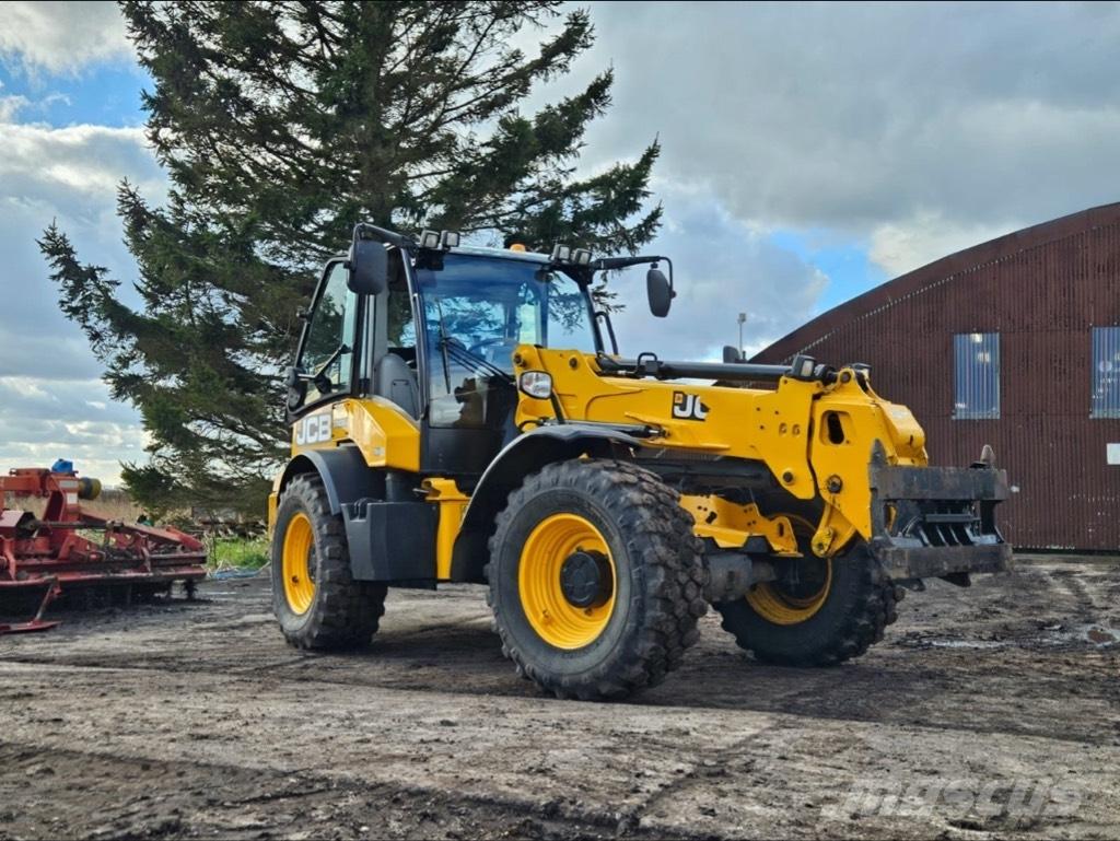 JCB TM 320 S Põllumajanduslikud teleskoopkäitlejad