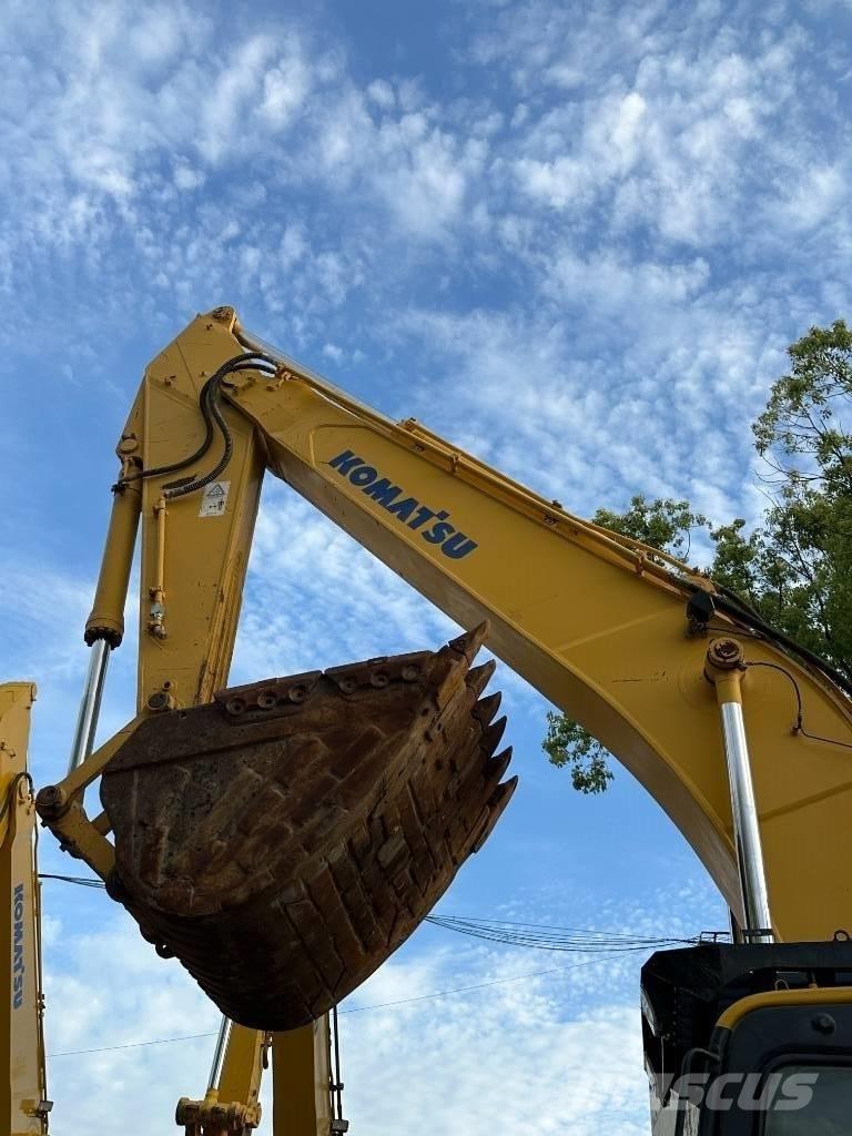 Komatsu PC 400-8 Roomikekskavaatorid