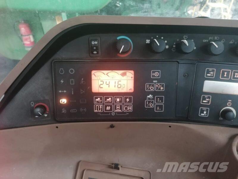 John Deere 8520 T Traktorid