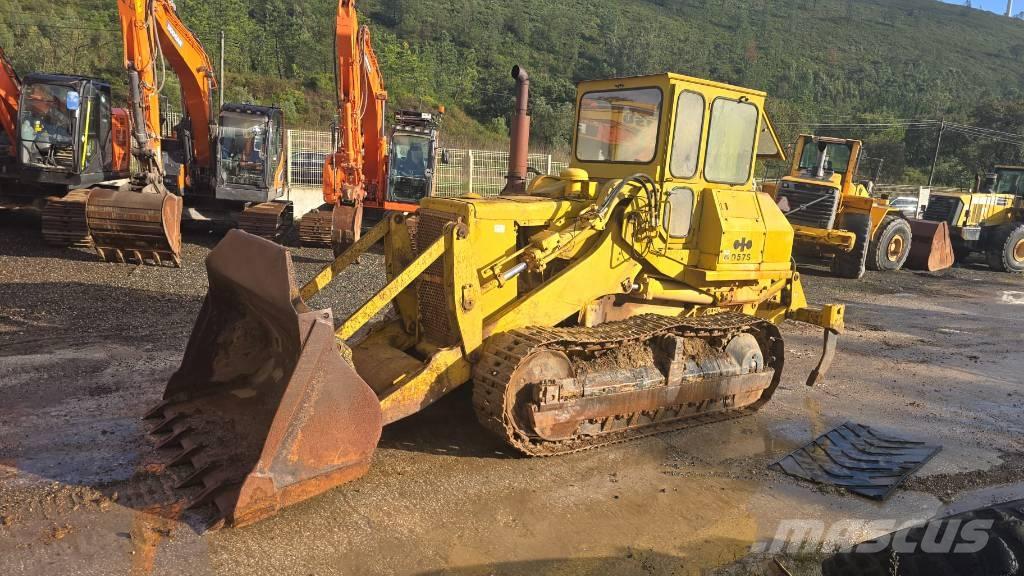 Komatsu D 57 S-1 Roomiklaadurid