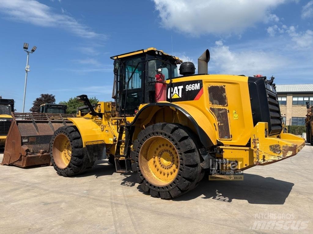 CAT 966 M Rataslaadurid