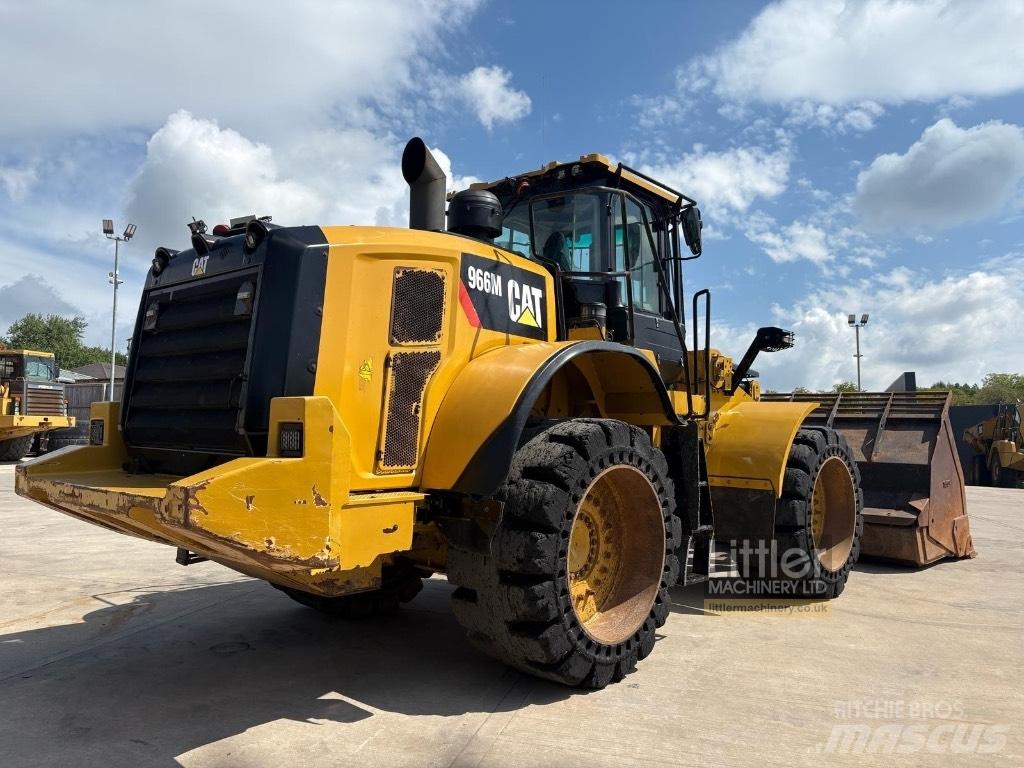 CAT 966 M Rataslaadurid