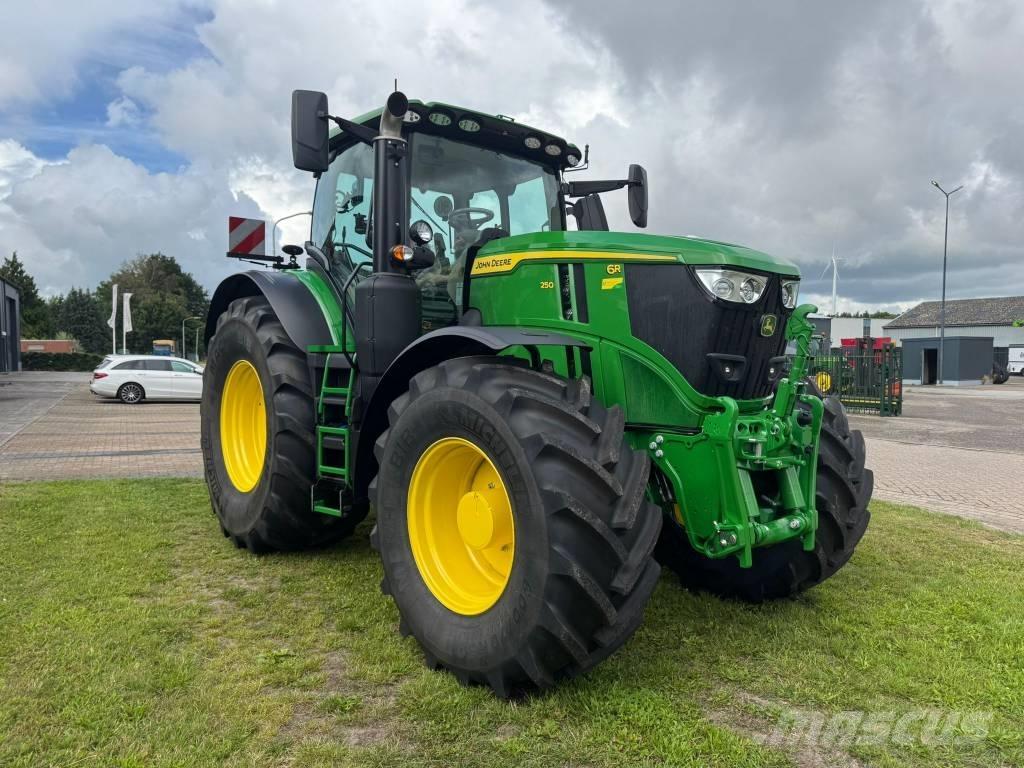 John Deere 6R 250 Traktorid