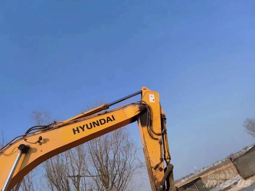Hyundai R305LC-9T Ratasekskavaatorid