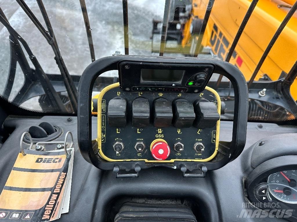 Dieci Pegasus 40.25 Teleskooplaadurid