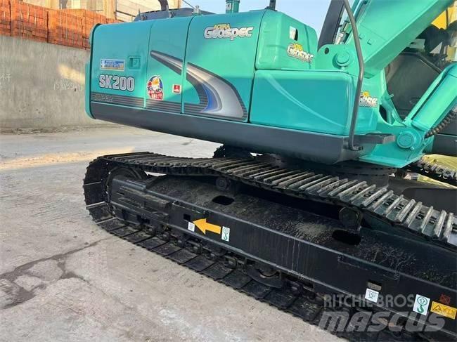 Kobelco SK 220 Roomikekskavaatorid