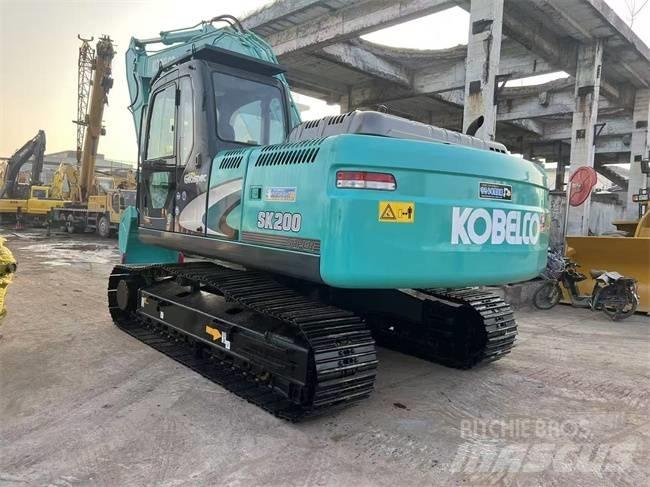 Kobelco SK 220 Roomikekskavaatorid