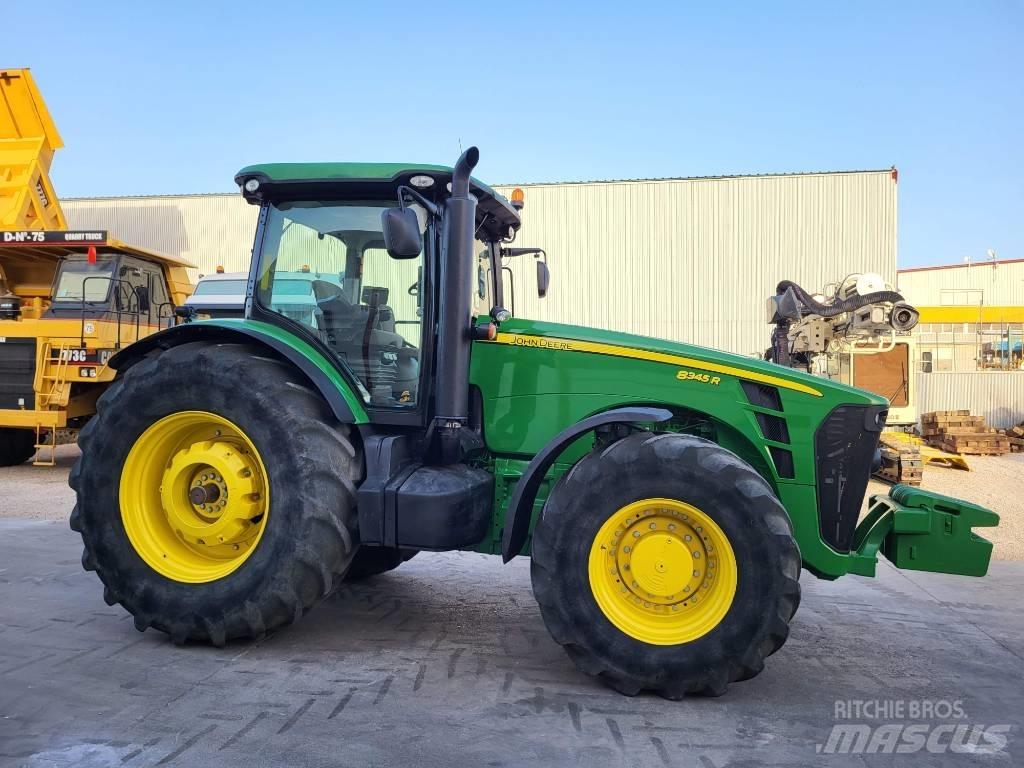 John Deere 8345 R Traktorid