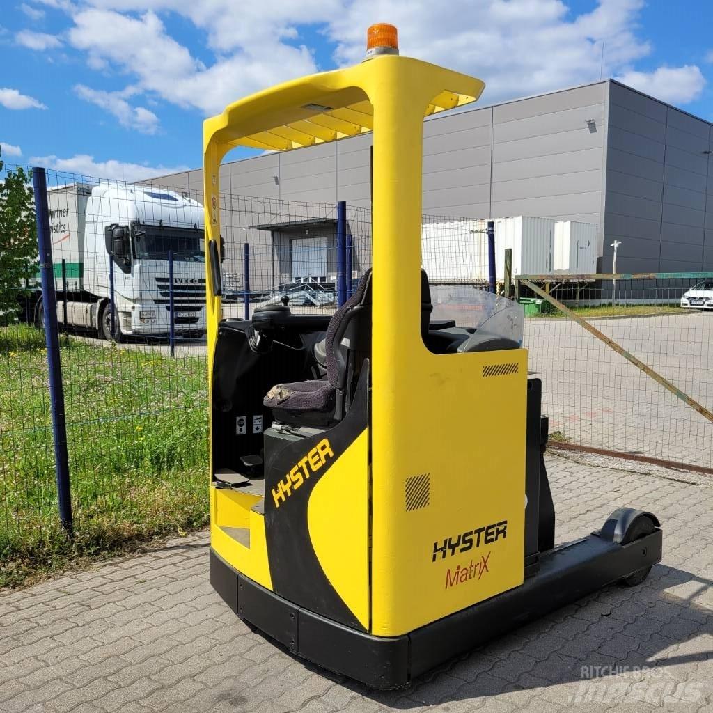 Hyster R 2.0 Lükandmastiga tõstukid
