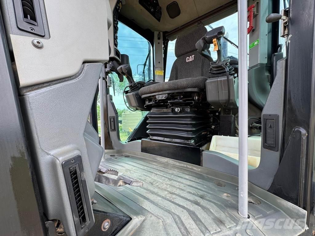 CAT 140M3 Greiderid
