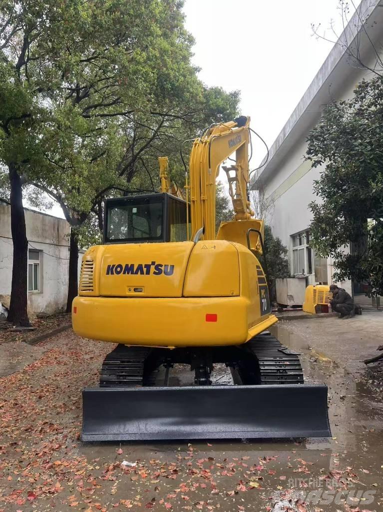 Komatsu PC 70 Roomikekskavaatorid